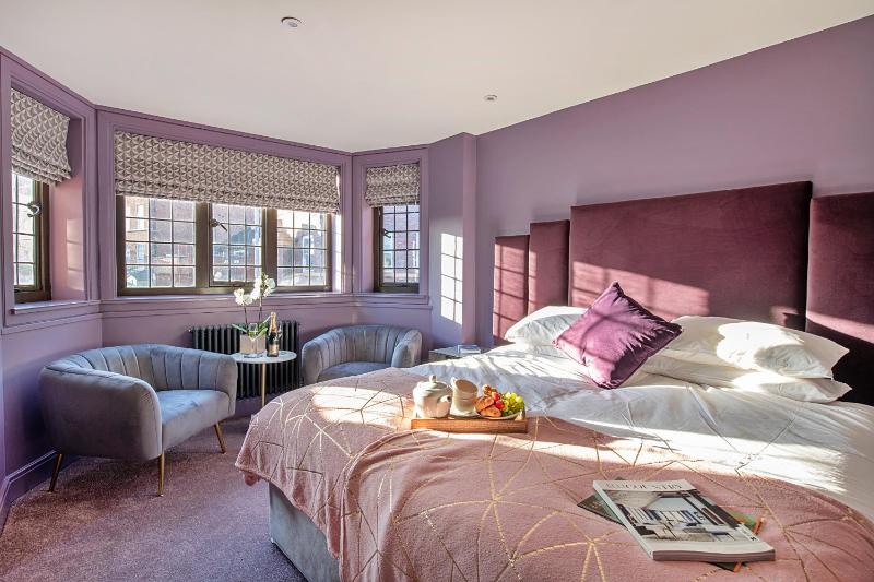 Finest Retreats - Castle House Nottingham - Luxurious Hot Tub Stay - image 35