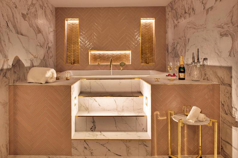Finest Retreats - Castle House Nottingham - Luxurious Hot Tub Stay - image 18