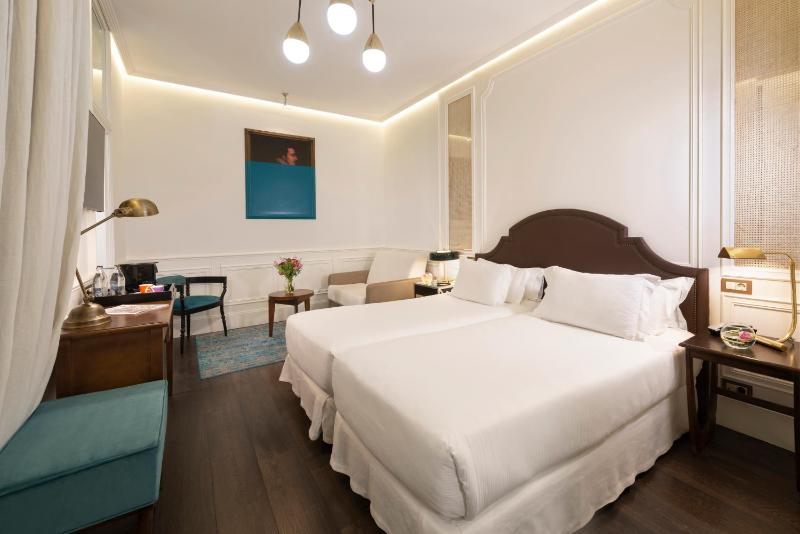 Classic Triple Room image 1