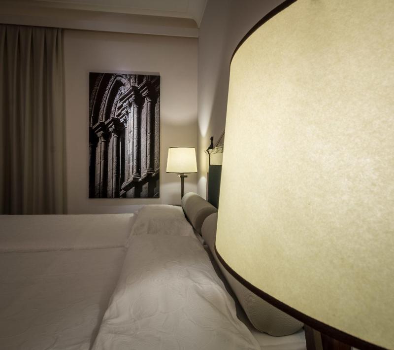 Standard Superior Double Room image 4