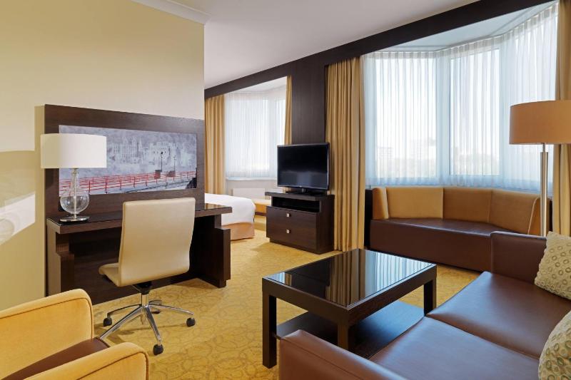 Junior Suite image 1