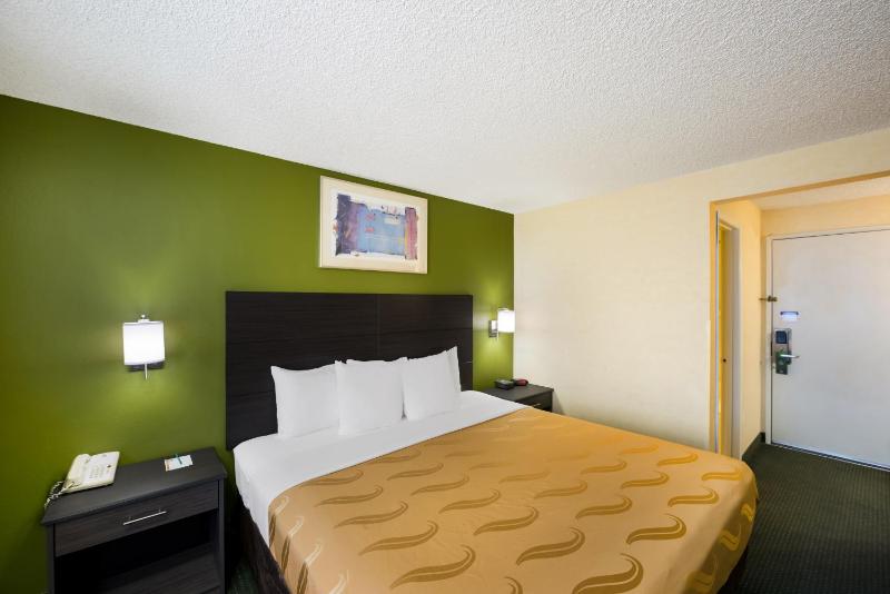 Quality Inn SeaTac Airport-Seattle - image 9
