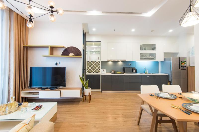 Premium Apartment Vinhomes Metropolis BaDinh - image 11