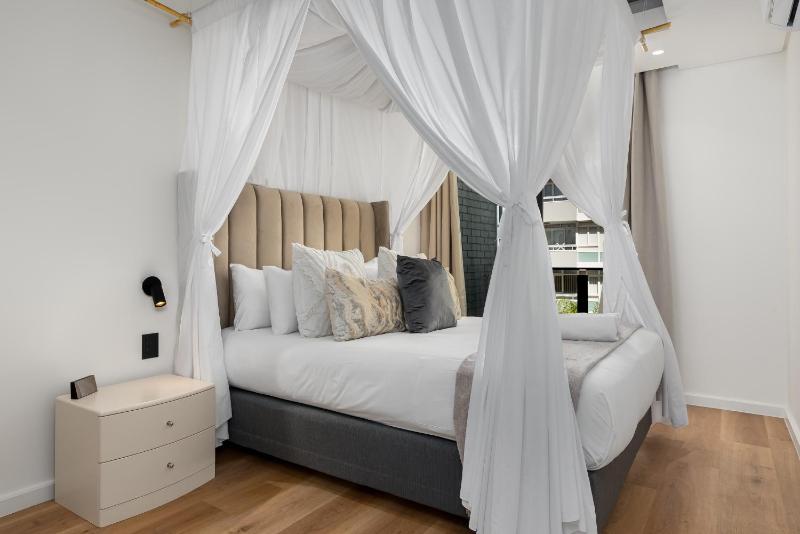 Station House Apartments - image 4