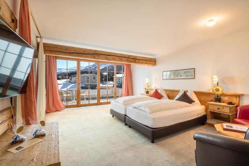 Junior Suite with Lake View image 1