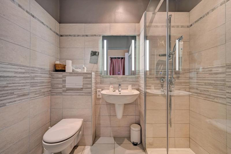 Privilege Triple Room with Terrace image 2
