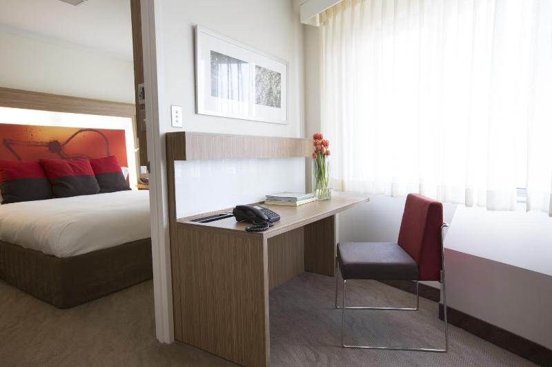 Superior Suite with 1 King Bed and Balcony image 2