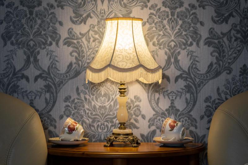 Standard Twin Room image 4