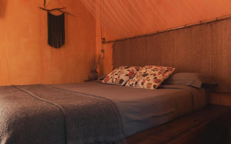 Double Room image 3