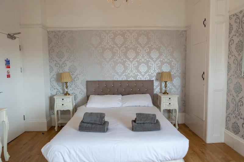 Double - Ensuite - Large image 2