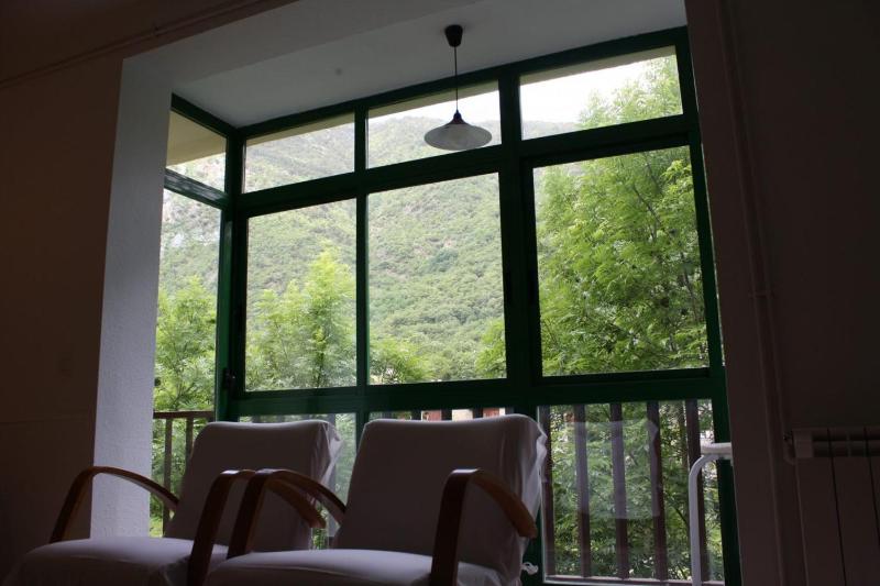 Two-Room Apartment image 4