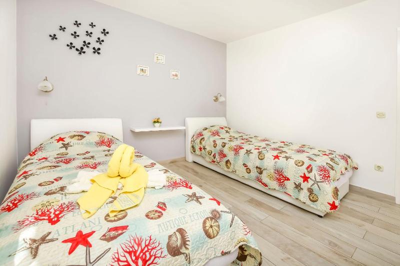 Apartment Iryna - image 15