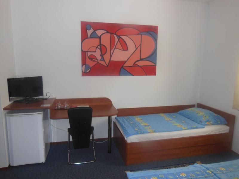 Family Room with Bathroom image 3