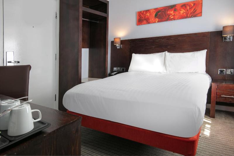 Cozy Double Room image 1