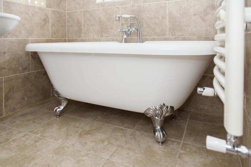 Superior Double Room with Bath image 2