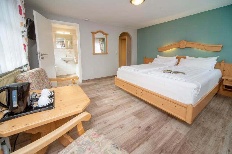Double Room with Castle View image 3