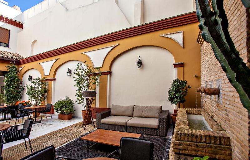 Hotel Barrameda - image 21