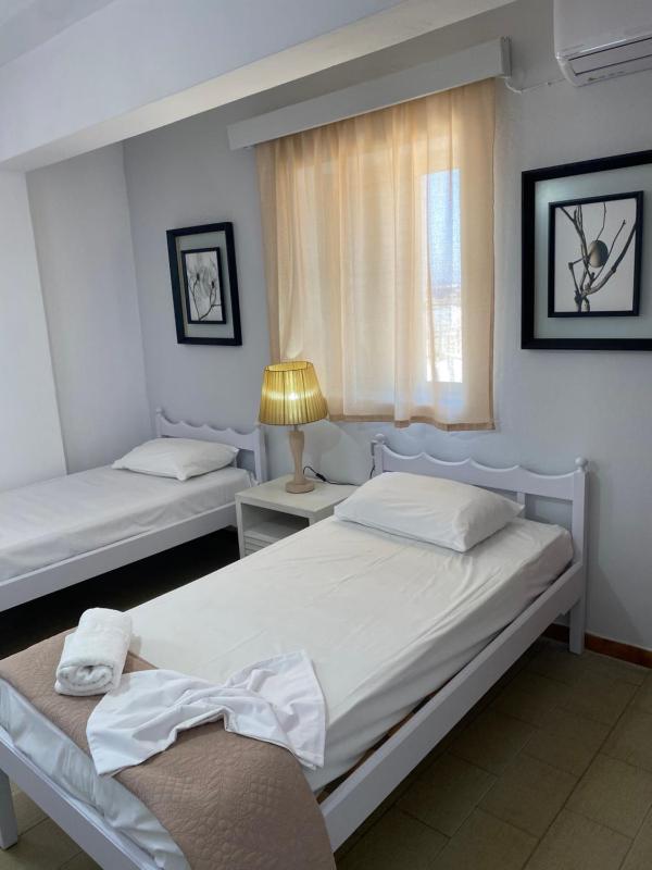 Double Room with Sea View image 2
