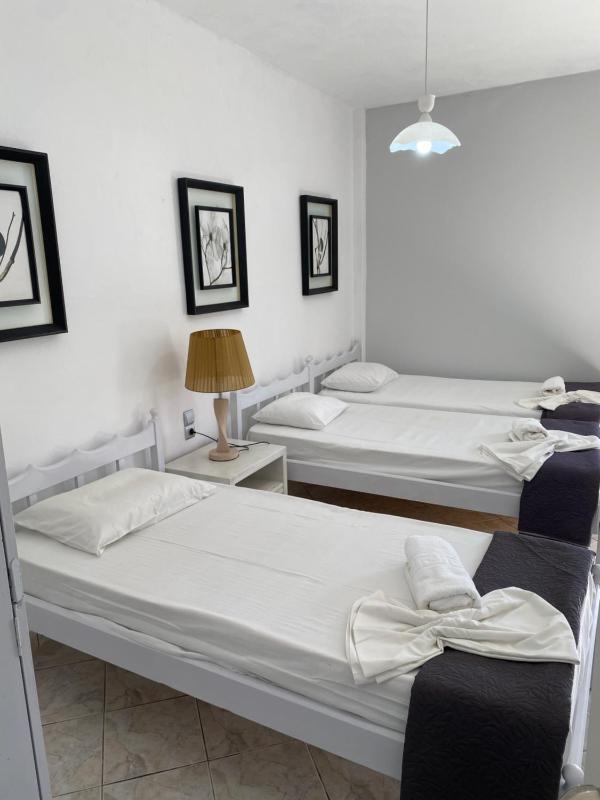 Triple Room with Garden View image 2
