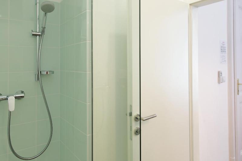 Standard Apartment image 2