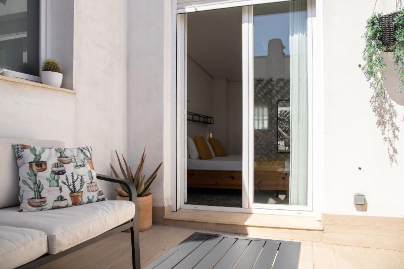 Double Room with roof terrace image 4
