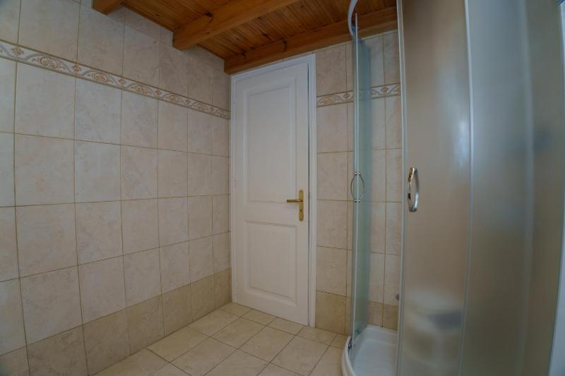 Family Studio - Split Level image 4