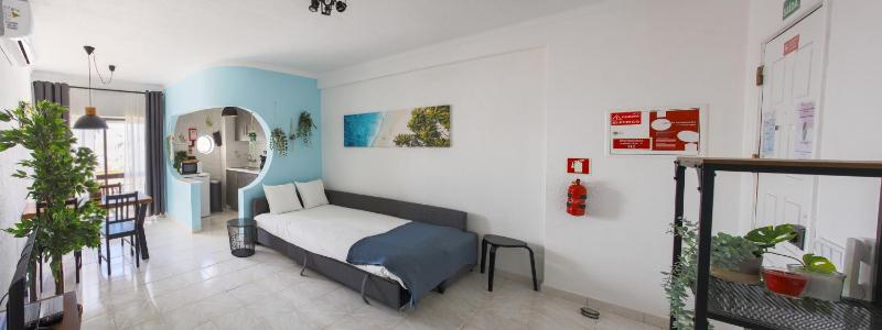 Go4Portugal - Dinis - Luxe Condo with Pool Airco Seaview with two Balcony - image 17