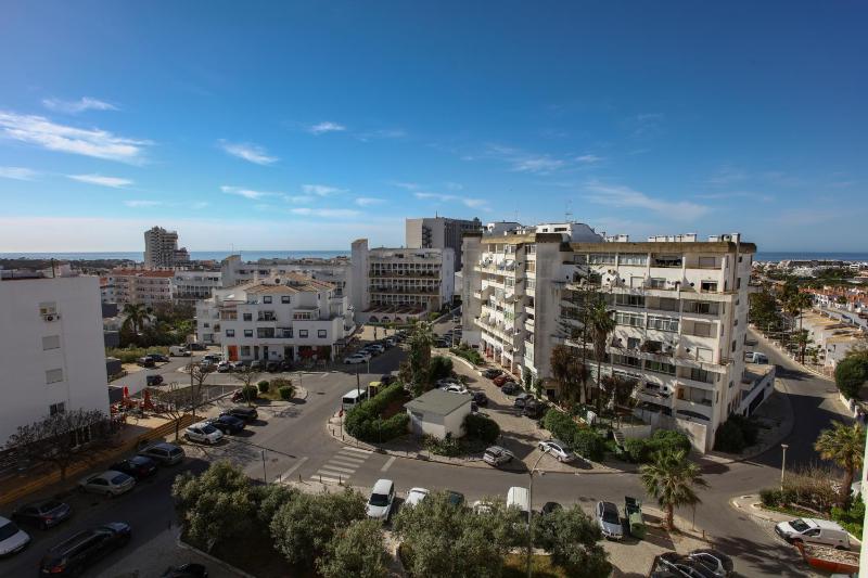 Go4Portugal - Dinis - Luxe Condo with Pool Airco Seaview with two Balcony - image 19
