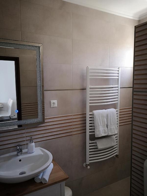 Deluxe Apartment image 3