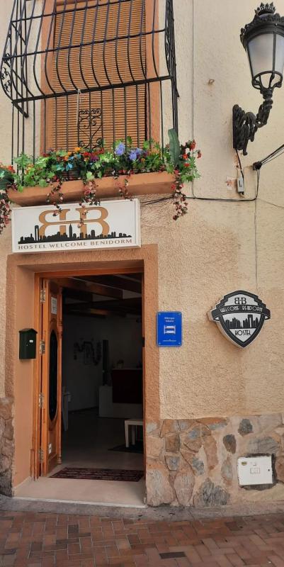 Hostel Welcome Benidorm - image 11