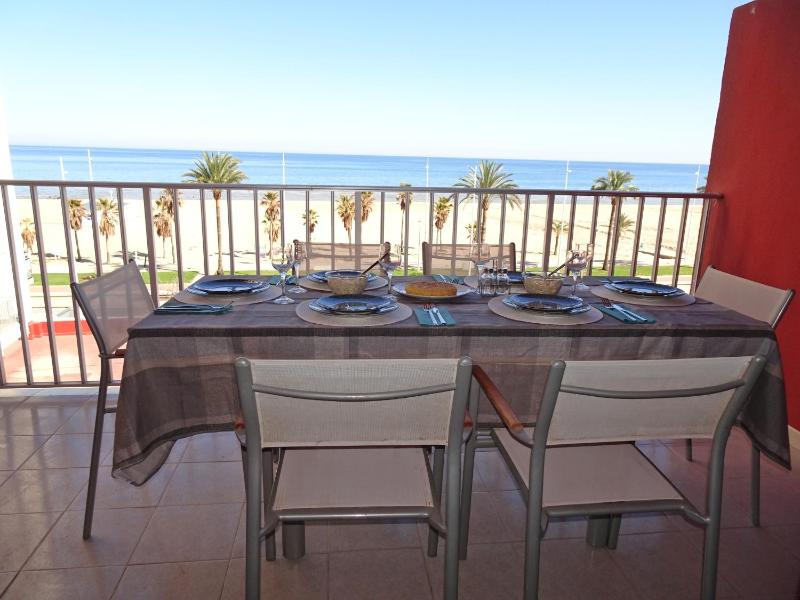 AQUARIUM playa de Gandía - ( Alquiler solo familias ) - image 11