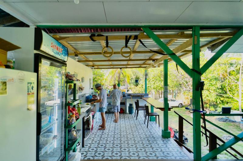 Hostel Esperanza - image 2
