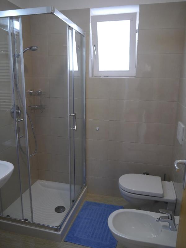 Apartment Romana - image 10