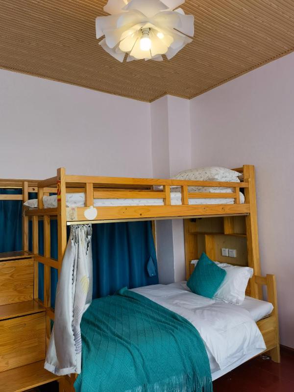 Mama Naxi Guesthouse - image 40