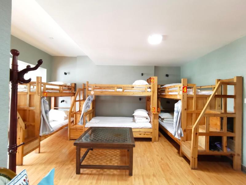 Mama Naxi Guesthouse - image 36