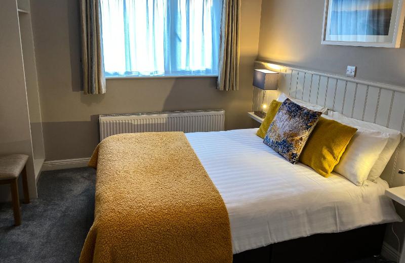 Double Room image 1