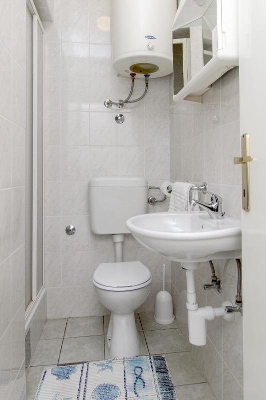 Studio Apartment image 4