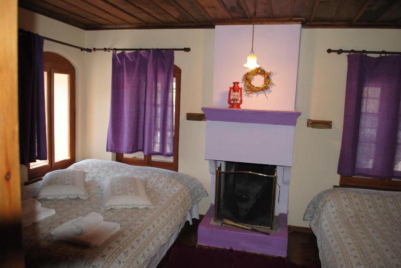 Triple Room with Fireplace image 3