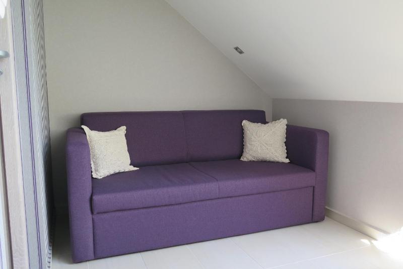 Studio Apartment with Balcony image 2