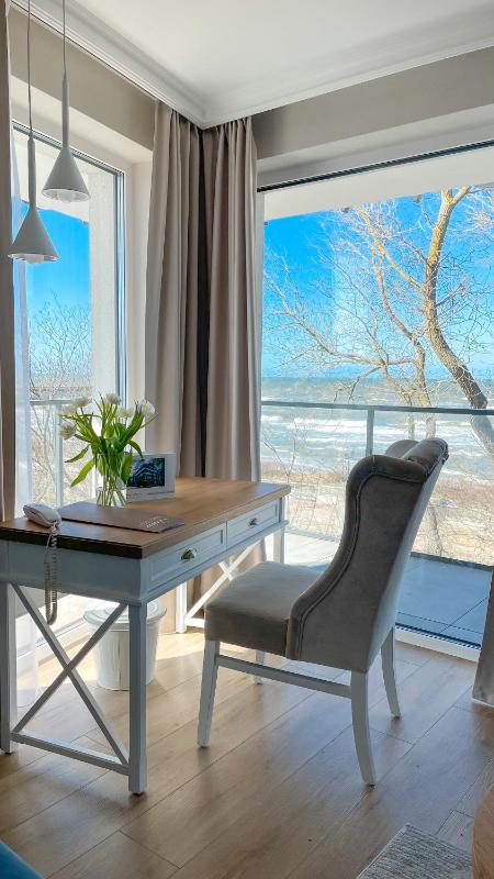 Hotel Szerokie Wody Sea & Sand Ustka - image 1