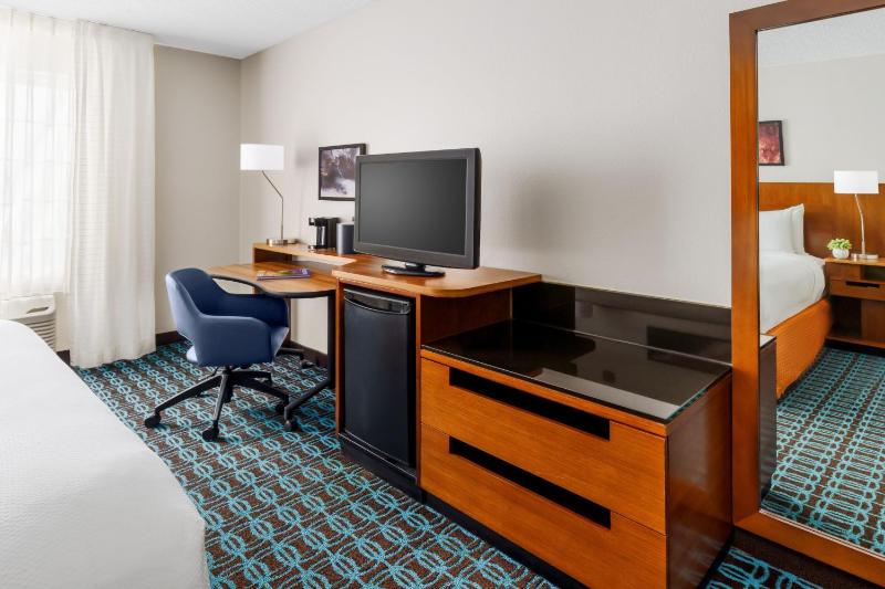 King Room image 4