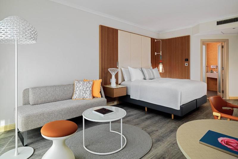 Superior Room,1 King Size Bed, City View with Balcony image 3