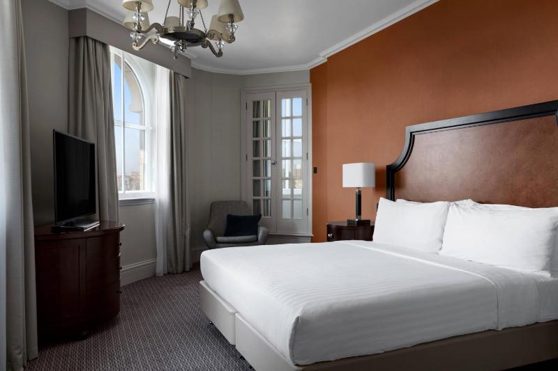One-Bedroom King Suite image 1