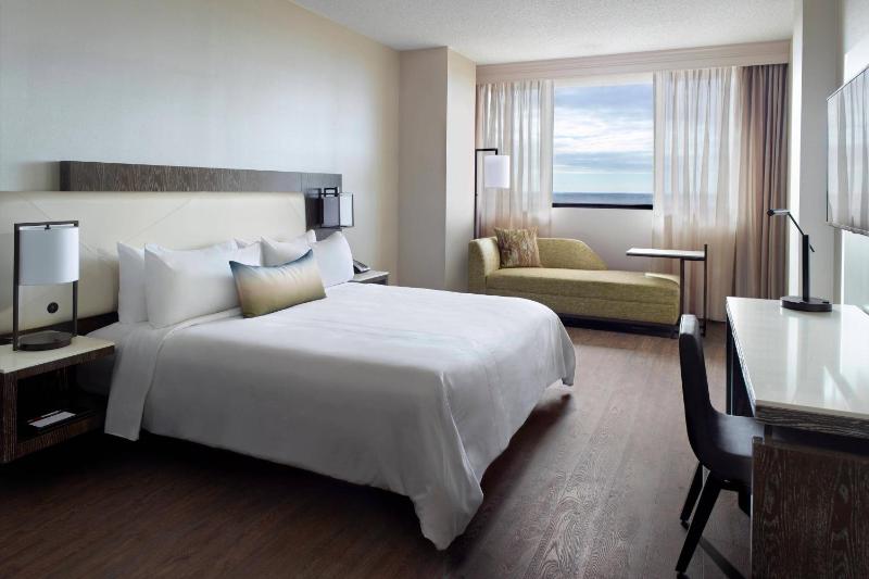 King Room with Concierge Lounge Access  - Concierge Level  image 1