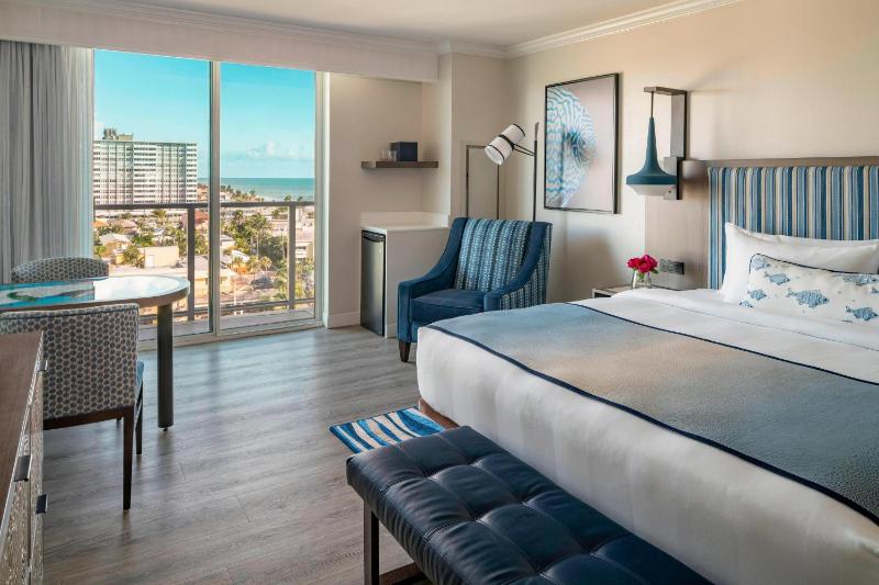 Hollywood Beach Marriott - image 11