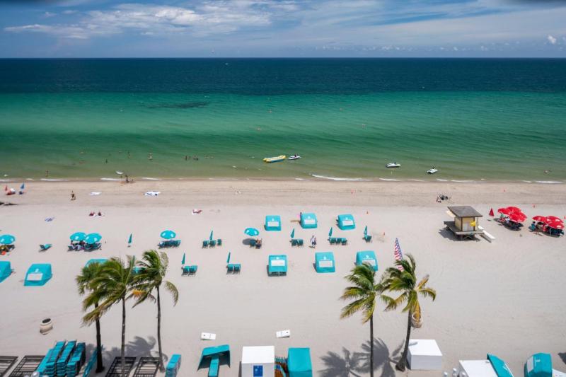 Hollywood Beach Marriott - image 9