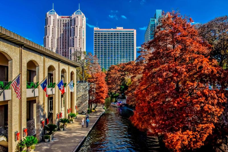 San Antonio Marriott Riverwalk - image 22