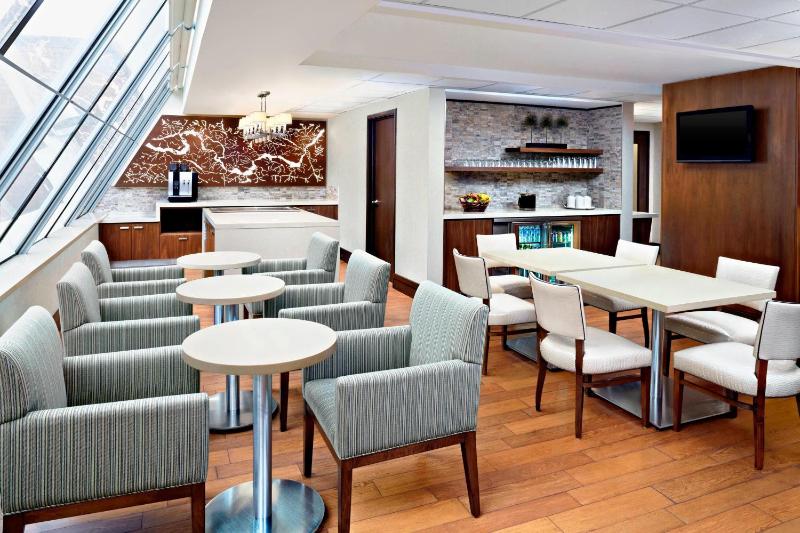 Sheraton Ottawa Hotel - image 10