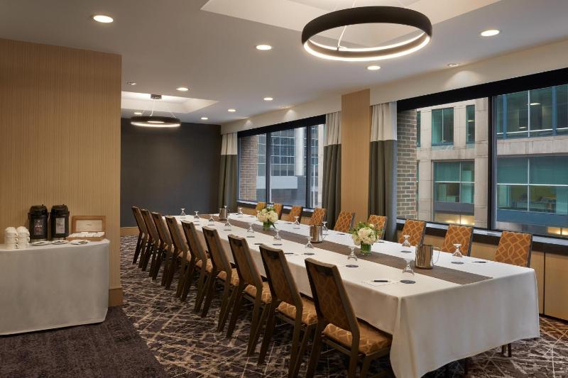Sheraton Ottawa Hotel - image 11