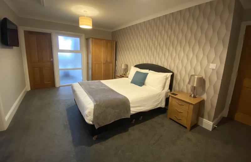 Apartment image 3